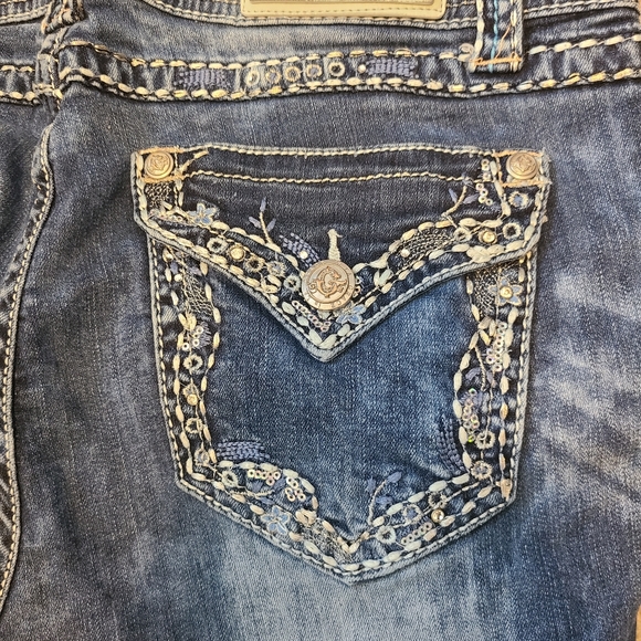 Grace in LA jeans - Picture 9 of 16